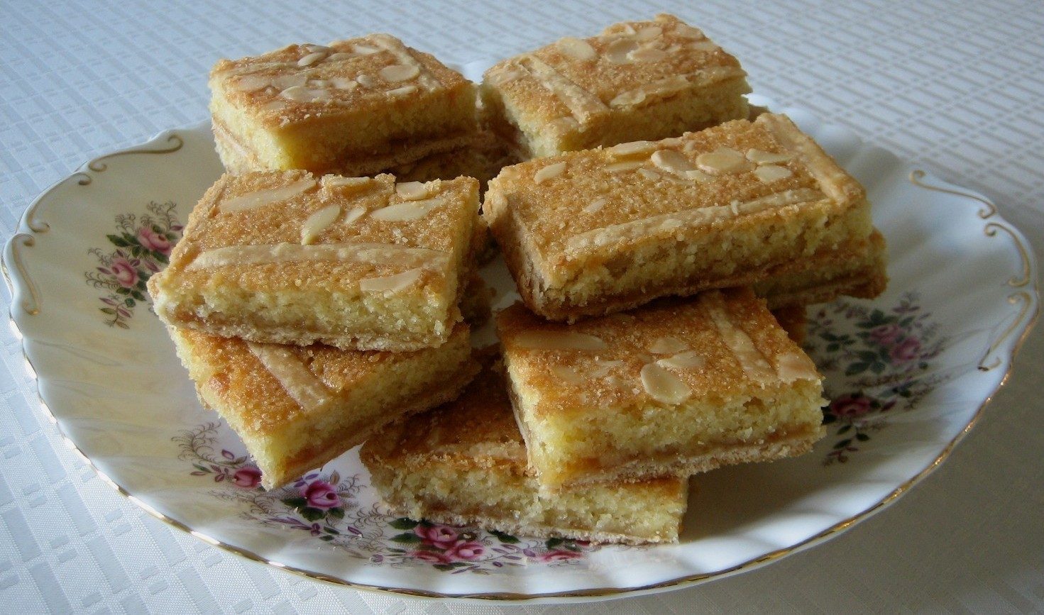 Apricot & Almond Slices