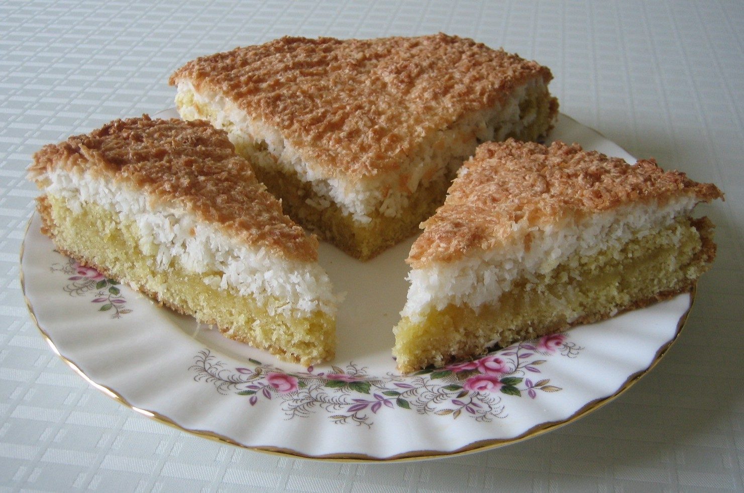 Buffalo Macaroon Cake – Aunty Ria’s