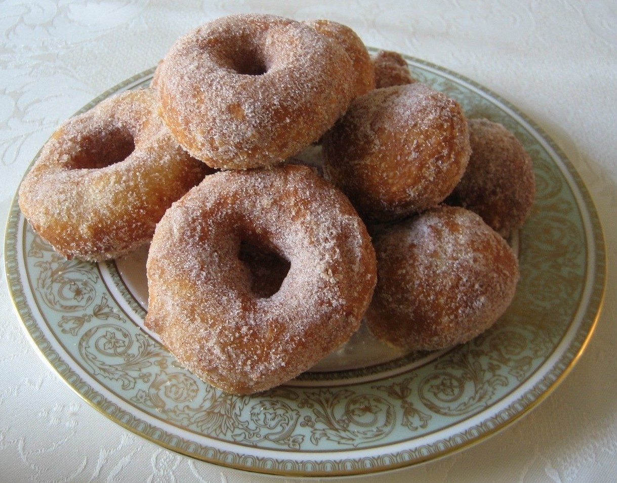 Tarçınlı Lokma (Cinnamon Doughnuts)