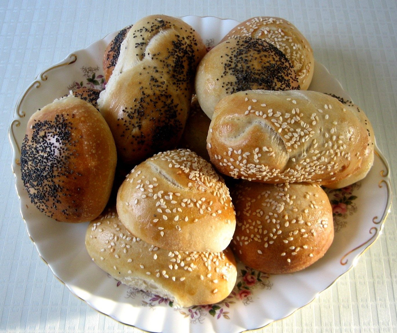 White Bread Rolls