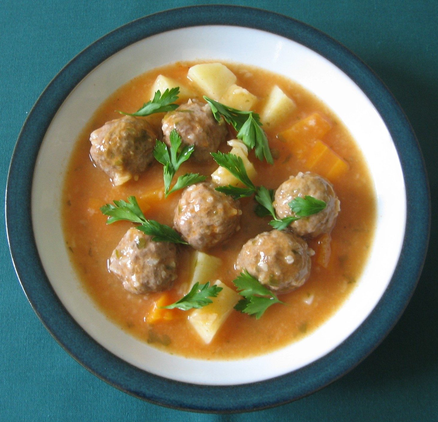 Koftas in a Tomato Sauce (Sulu Köfte)