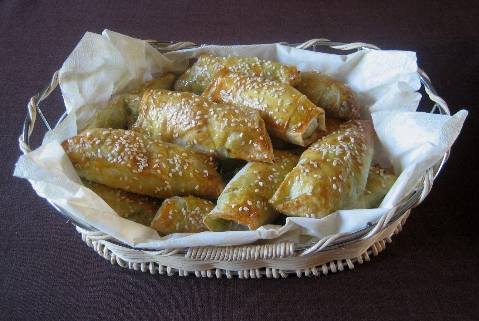 Spinach Pastry Rolls (Ispanaklý Börekler)