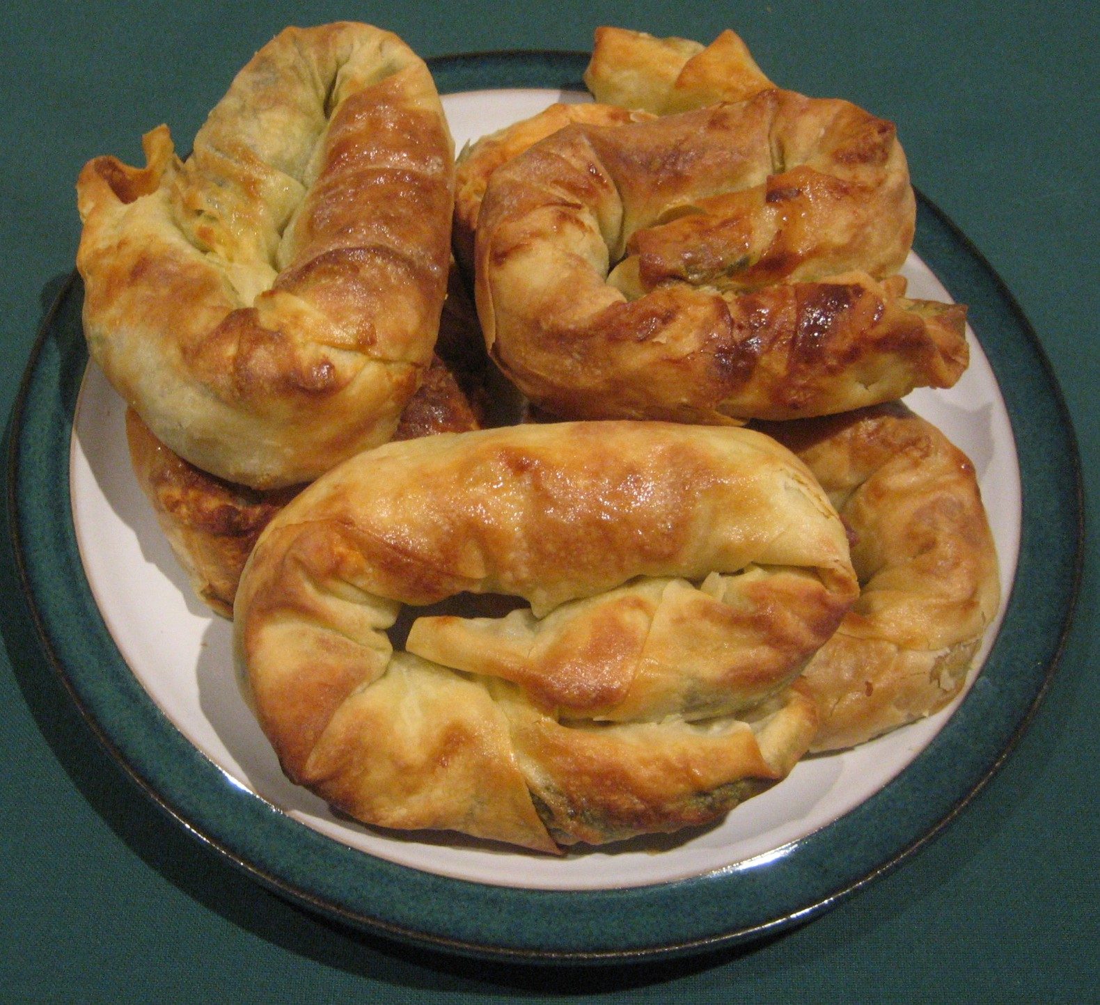 Spinach Spiral Pastries (Ispanaklı Börekler)