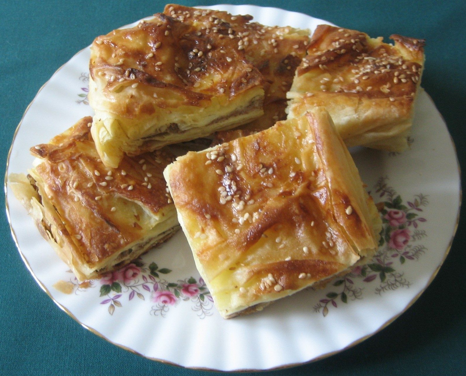 Tepsi Börek (Tray Baked Cheese Pie)