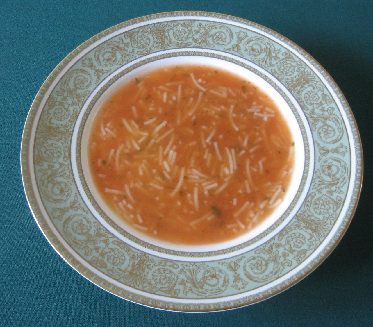 Tomato & Noodle Soup (Domatesli Şehriye Çorbası)